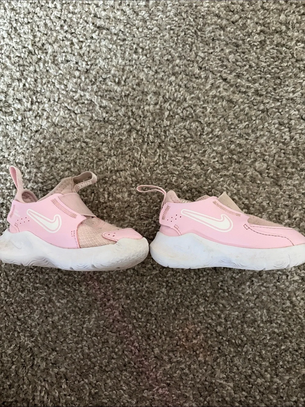 Nike Kids Pink Hook-and-Loop Athletic Sneakers